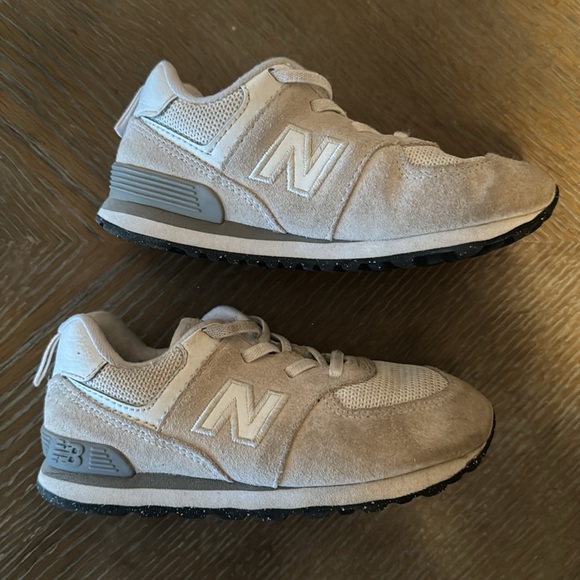 NEW BALANCE 574-size 9 kids - Picture 6 of 9